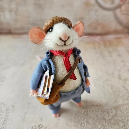 Felted Wool Mouse Figurine – Handmade Artisan Ornament for Christmas Tree, Holiday Mantel Display & Year-Round Shelf Decor